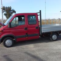 Iveco daily 2.3 hpi cassone fisso + 7 posti