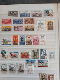 Serie Francobolli ITALIA foglietti pezzi singoli