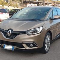 Renault Grand Scenic Blue dCi 120 CV EDC Initiale 