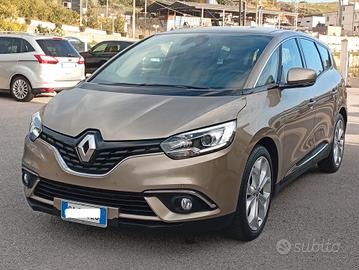 Renault Grand Scenic Blue dCi 120 CV EDC Initiale 