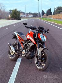 Ktm duke 125 abs 2020 - gommata e tagliandata
