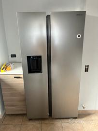 Frigorifero Side by Side Serie 8000 634L