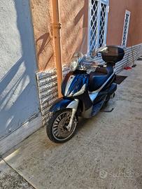 Piaggio Beverly 300 2012