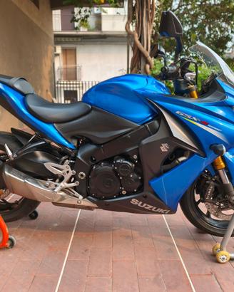 Suzuki gsxs 1000f