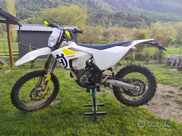 Husqvarna FE 350, 5.400 km