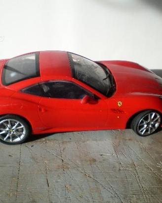 Modellini di auto e moto sportiva