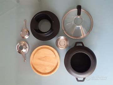 SET FONDUTA IN GHISA COLORE NERO