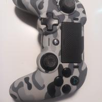 PlayStation 4 con Pad e giochi