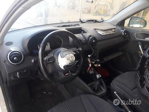 Subito - AMBERCAR - Audi A1 82A kit airbag anno 2022 - Accessori Auto In  vendita a Ascoli Piceno