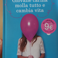 Giovane carina molla tutto e cambia vita