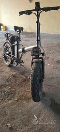 bici elettrica 250 w e batteria 48v  