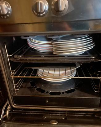 Mobile con forno incorporato