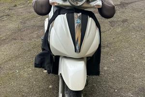 Piaggio Beverly 300