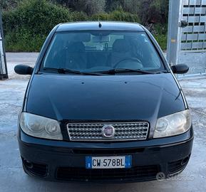 fiat punto 1.3 Multijet 70 cv cambio robotizzato 