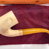 pipa in ceramica