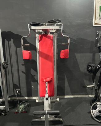 Pectoral machine technogym lux