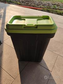 Bidone porta crocchette per cani 