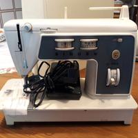 Macchina da cucire Singer 744