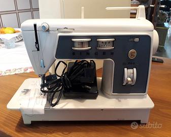 Macchina da cucire Singer 744
