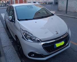 Peugeot 208 - come nuova