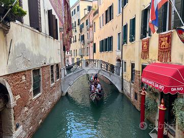 NEGOZIO A VENEZIA