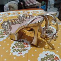  👠 Scarpe con tacco oro Damerose