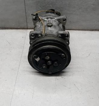 COMPRESSORE ARIA CONDIZIONATA VOLVO FL6 usato
