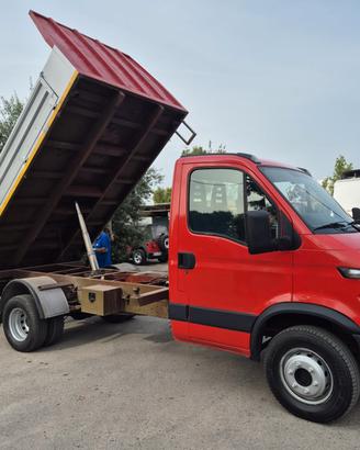 Iveco 65C15 Ribaltabile Patente C