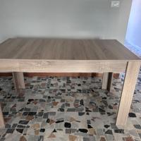 Tavolo da pranzo 4/6 posti max