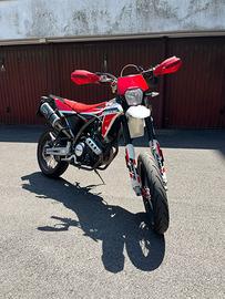 FANTIC  XMF 125 PERFORMANCE