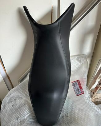 Sella CF Moto 650 MT