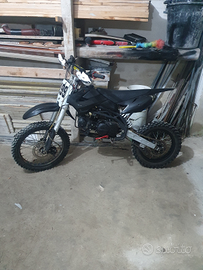 Pit bike viky italy 125