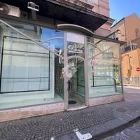 NEGOZIO A FRATTAMAGGIORE