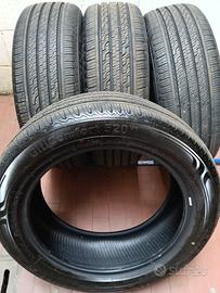 Pneumatici nuovi 215/55 R18