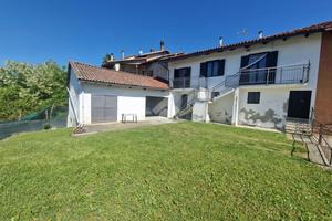 CASA SEMINDIPENDENTE A MONTAFIA
