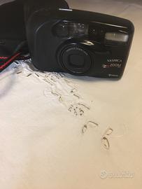 Macchina fotografica Vintage Yashica zoom70