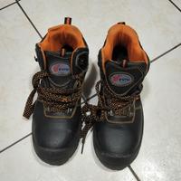scarpe anti infortunistica  taglia 39