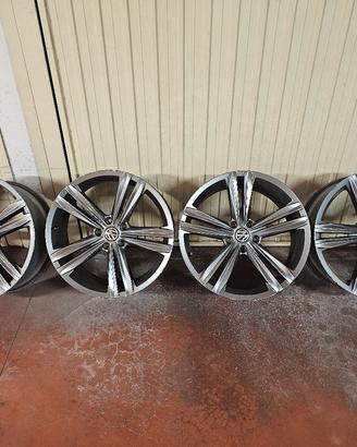 cerchi da 19 Volkswagen Tiguan Rline originale 