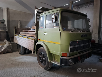 Fiat 130 camion di interesse storico