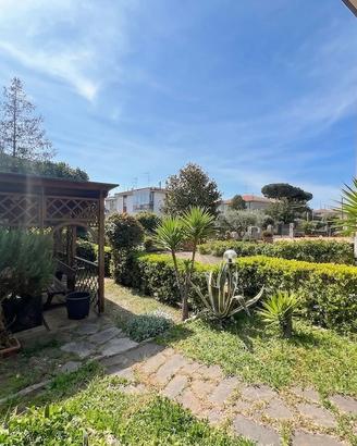 Castiglioncello, con giardino, 600 m dal mare