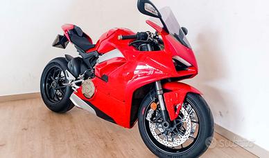 Ducati panigale v4