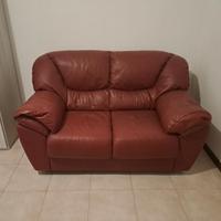 Divano due posti ecopelle colore bordeaux