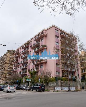 6 Vani Viale Lazio / Via Libertà 1° PIANO MQ.180