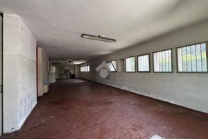 MAGAZZINO A MONTECATINI-TERME