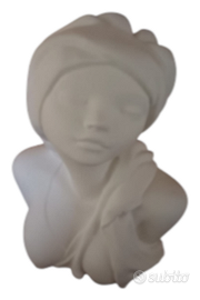 Statuette