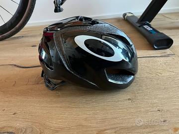 Casco da bici Oakley Aro5 Mips