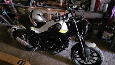 moto Benelli leoncino 250