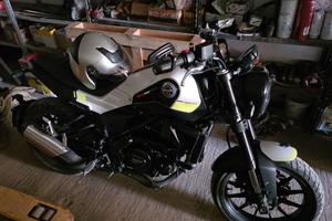 moto Benelli leoncino 250