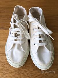 Superga -n 32