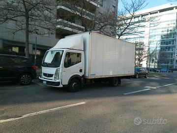 Renault Maxity 130 DXi 